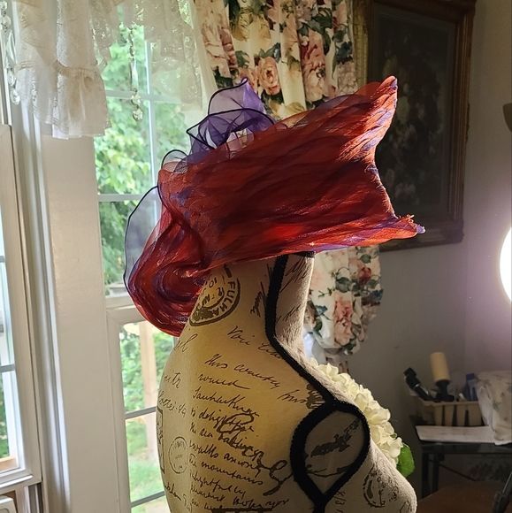 Derby Hat red and purple - Picture 3 of 11